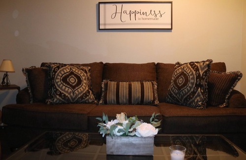 Redmont Park Apartment | ππ Nice, clean peaceful stay π«π«