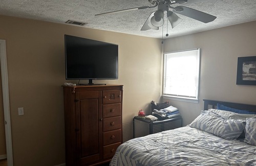 Phenix City House | Nice cozy house in a quiet neighborhood. Minutes from Downtown Columbus.