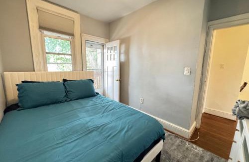 Park View House | NICE Entire House with Private Parking