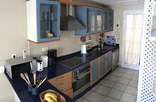Pasito Blanco Ski Chalet | Nice House in Pasito Blanco +wifi