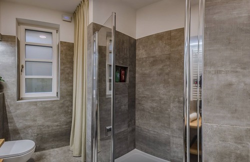 Castle Hill Apartment | Nice, freshly renovated one bedroom apartment in the central area of Budapest