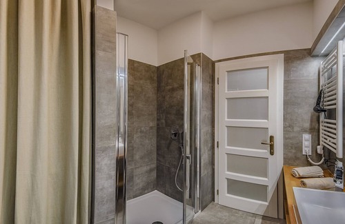 Castle Hill Apartment | Nice, freshly renovated one bedroom apartment in the central area of Budapest