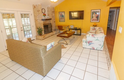 Brushy Creek House | Nice Getaway Beautiful Masterplanned community. Pet-friendly, Parks and Trails