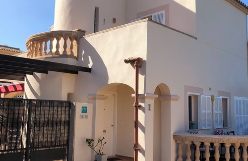 Cala Mandia House | Nice holiday home with private pool, not far from the beach, free WiFi