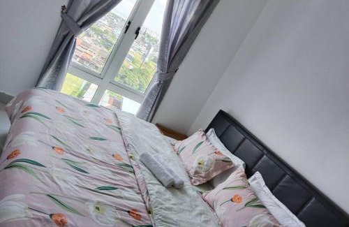Taman Century Apartment | Nice Holiday Space at KSL D'Esplanade Residence, Johor Bahru with TV Box 1109