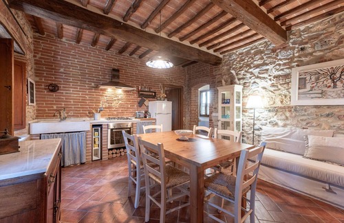 Civitella Marittima House | Nice home in Civitella Marittima GR