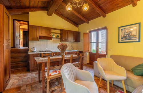 Monte Santa Maria Tiberina House | Nice home in Monte S.Maria Tiberina