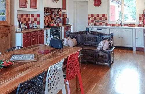 La Bastide-Clairence House | Nice home in La Bastide-Clairence