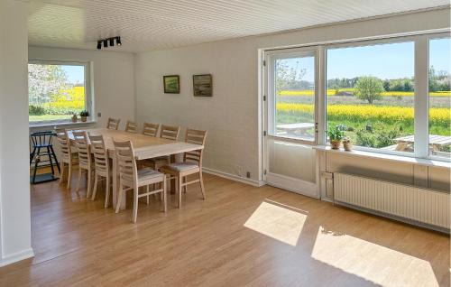 Boderne House | Nice Home In Aakirkeby With Wifi
