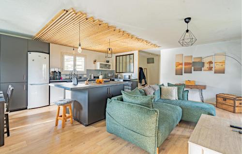 Blaye House | Nice Home In Blaye With Wifi