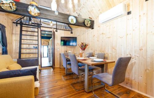 Lekenik House | Nice Home In Brezane Lekenicke