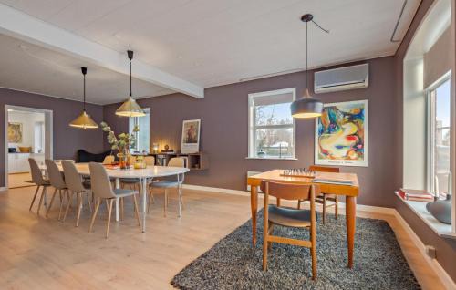 Bredebro House | Nice Home In Bredebro With Wifi