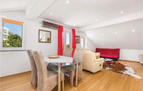 Bregi House | Nice Home In Bregi With Sauna