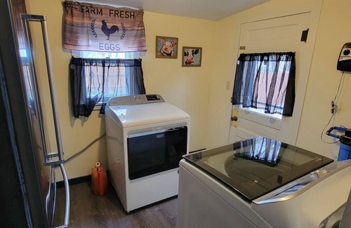 Torrington House | Nice home in downtown 1 block from theater