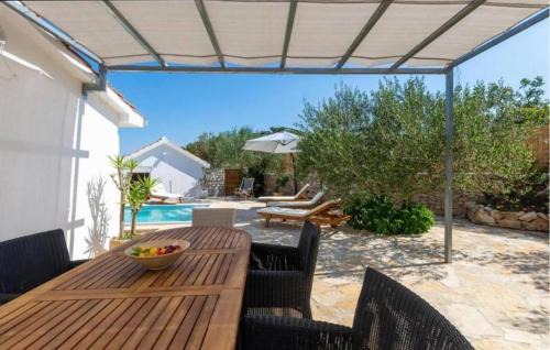 Dracevica House | Nice Home In Dracevica With Wifi