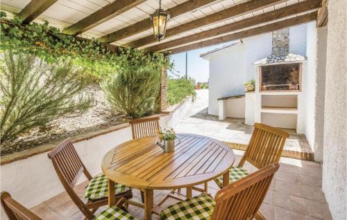 El Borge House | Nice Home In El Borge With Wifi