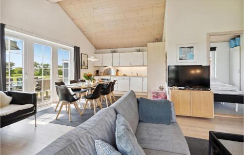 Grasten House | Nice Home In Gråsten With Sauna