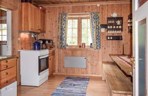 Heidal House | Nice home in Heidal with sauna