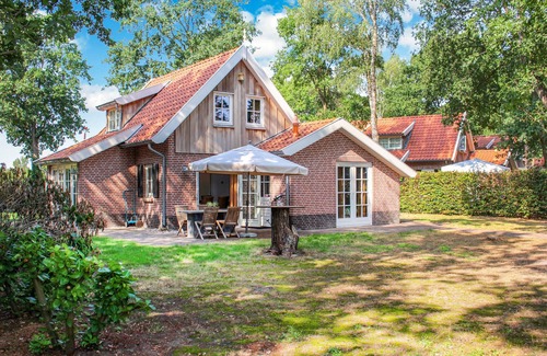 Hoge Hexel House | Nice home in Hoge Hexel with WiFi