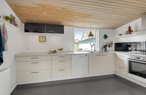 Hvide Sande House | Nice home in Hvide Sande with WiFi