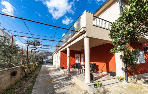 Kastel Novi House | Nice Home In Kastel Novi With Kitchen