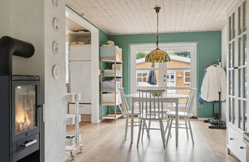 Skodshoved House | Nice home in Knebel with kitchen