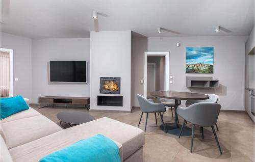 Sveta Marina House | Nice Home In Labin With Wifi