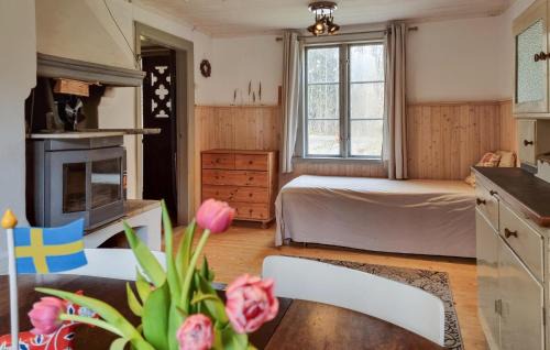 Annolfsbyn House | Nice Home In Mellerud With Wifi