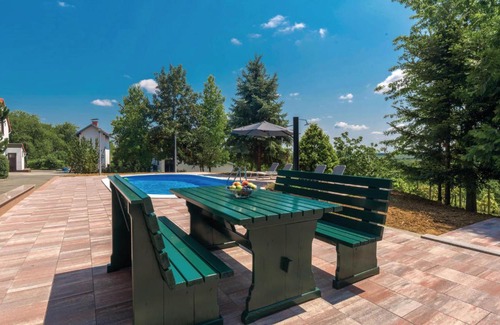 Levanjska Varos House | Nice home in Ovcara with 2 Bedrooms, WiFi and Heated swimming pool