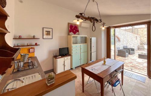 Loreto House | Nice Home In Petroro With Wifi
