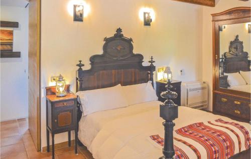 Portol House | Nice Home In Pòrtol With Kitchen