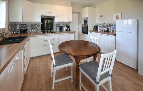 Rognonas House | Nice Home In Rognonas With Wifi