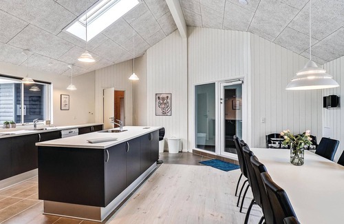 Lihme House | Nice home in Spøttrup with sauna