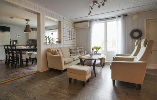 Stromstad House | Nice Home In Strömstad With Wifi