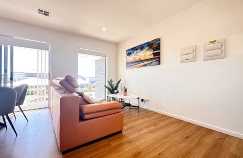 Australian Capital Territory House | Nice home in Strathnairn