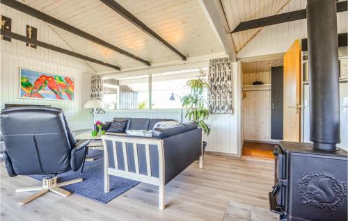 Klitmoller House | Nice Home In Thisted With Kitchen
