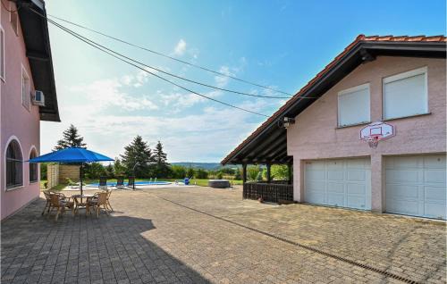 Konjscina House | Nice Home In Turnisce
