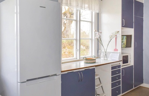 Vrankunge House | Nice home in Växjö with kitchen