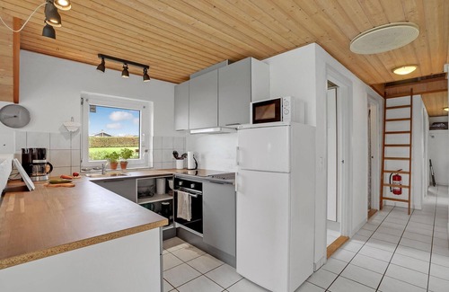 Vinderup House | Nice home in Vinderup with sauna