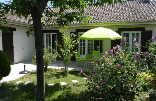 La Fagette House | Nice house, ground floor, near the River Vézère, close to Eyzies and Bugue