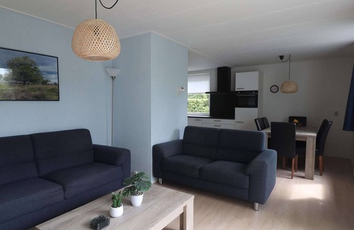 Noordwolde House | Nice house with a dishwasher, Giethoorn at 21 km