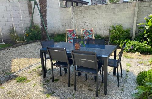 Le Vivier-sur-Mer House | Nice house with garden