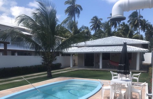 Vera Cruz House | Nice house with pool in Condomínio Arauá