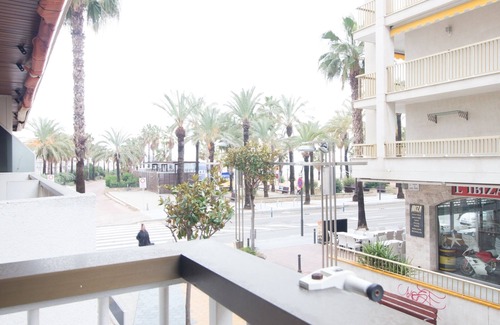 Salou City Centre Apartment | Nice renovated apartment for 7 people located in Salou a few meters to the beach