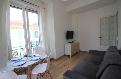 Lepante Quarter Apartment | Nice Renting - NOTRE DAME - Cosy Loft Perfect View on the roofs
