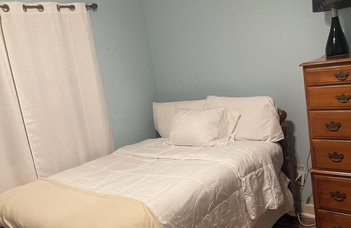 Peachtree City House | Nice Room near Trillith Movie Studio’s
