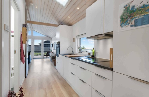 Karrebksminde House | Nice summer house near the water's edge