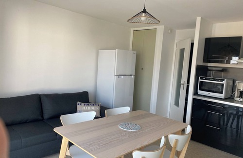 Berck-sur-Mer Apartment | Nice T2 with south facing balcony close to the beach and shops
