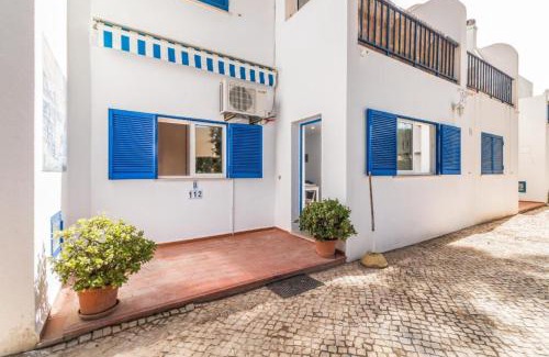 Montes de Alvor Apartment | Nice Terrace and Pool Alvor Flat