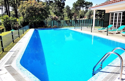 Charneca de Caparica e Sobreda Villa | Nice Villa within Golf Resort, massive 18 meter Pool , next to Fantastic Beaches
